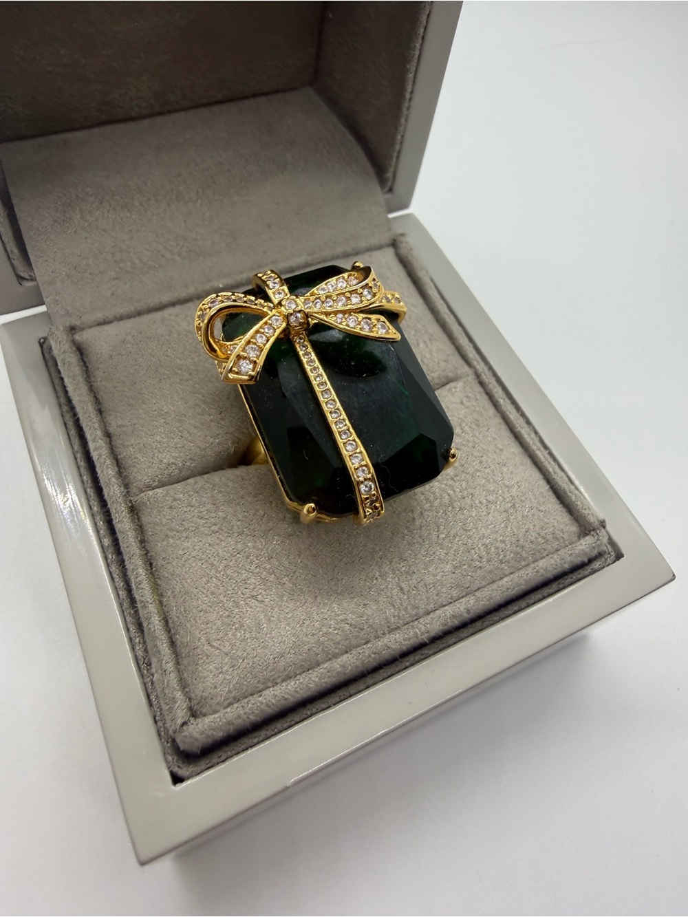 kate spade Gold-Tone Bow Ring with Dark Green Stone